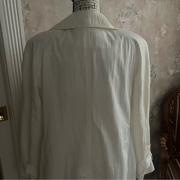 ELLIE TAHARI DOUBLE BREASTED IVORY TRENCH COAT MATCHING WRISTLET - Picture 6 of 8